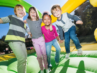 Houw-Hoek-Hotel-Kids-Jumping-Castle