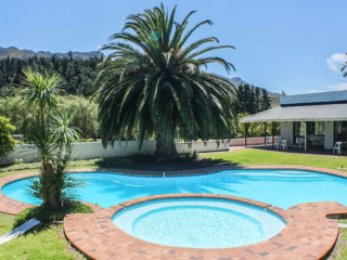 Houw-Hoek-Hotel-Kids-Swimming-Pool